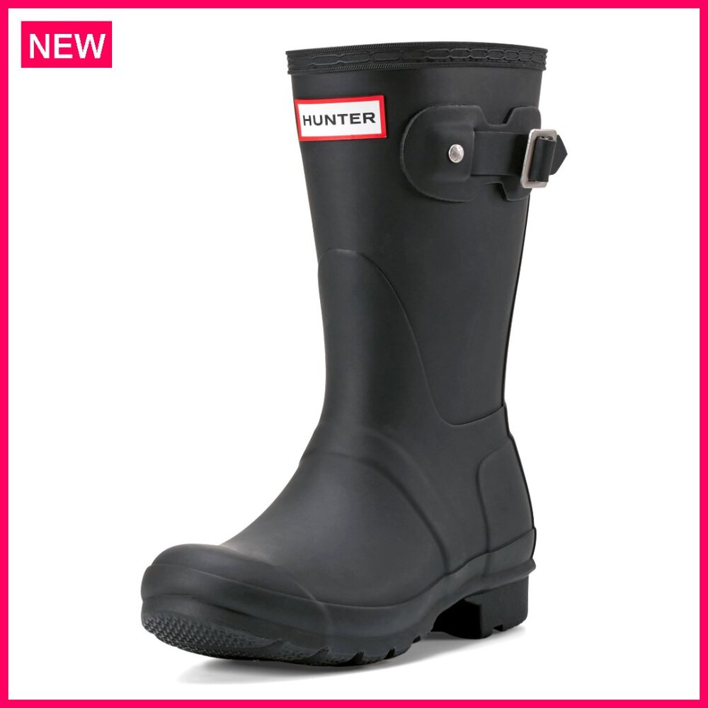 Waterproof Rubber Rain Boots Mid-Calf Height Comfortable Lined Outdoor Footwear